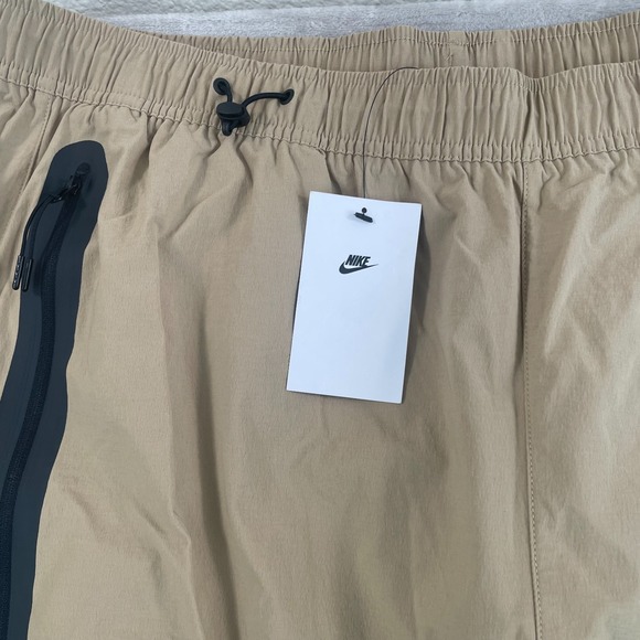 Nike Tech Woven Oversized Pants Men 2XL Beige Stacked Length Straight NWT $135 - Picture 6 of 14